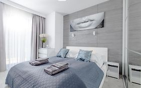 Apartament Linia Komfortu Gardenia Dziwnow Z Widokiem Na Morze Epapartamenty