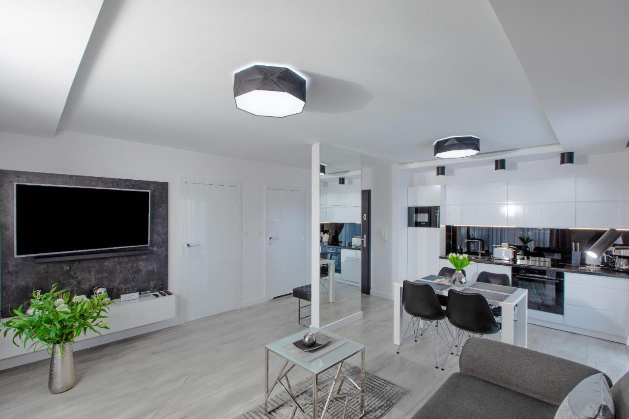 Apartament Linia Komfortu Gardenia Dziwnow Z Widokiem Na Morze Epapartamenty Exterior foto