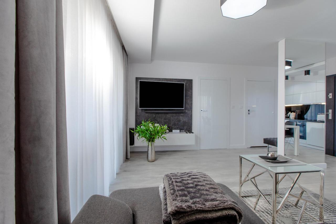 Apartament Linia Komfortu Gardenia Dziwnow Z Widokiem Na Morze Epapartamenty Exterior foto