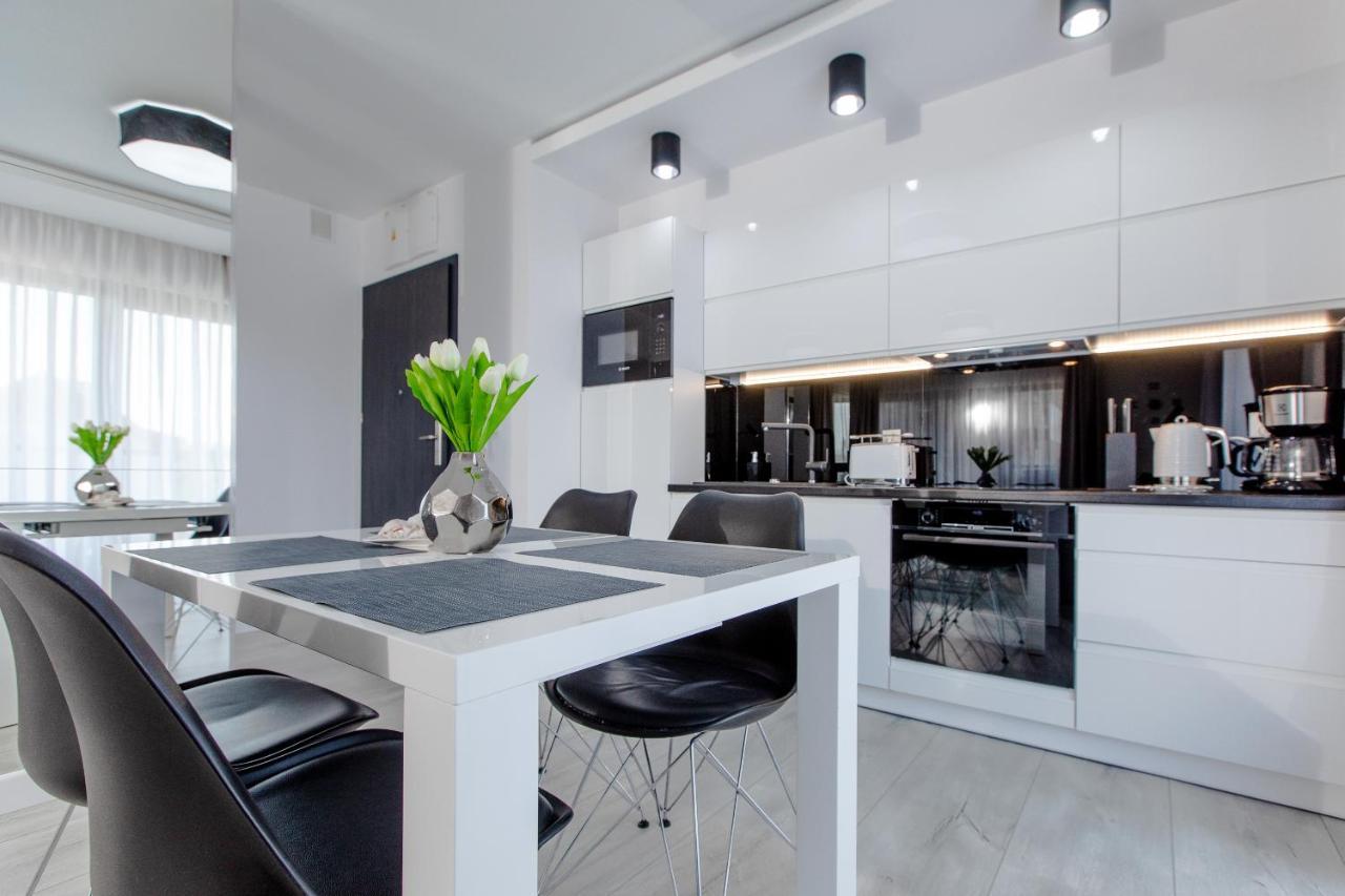 Apartament Linia Komfortu Gardenia Dziwnow Z Widokiem Na Morze Epapartamenty Exterior foto
