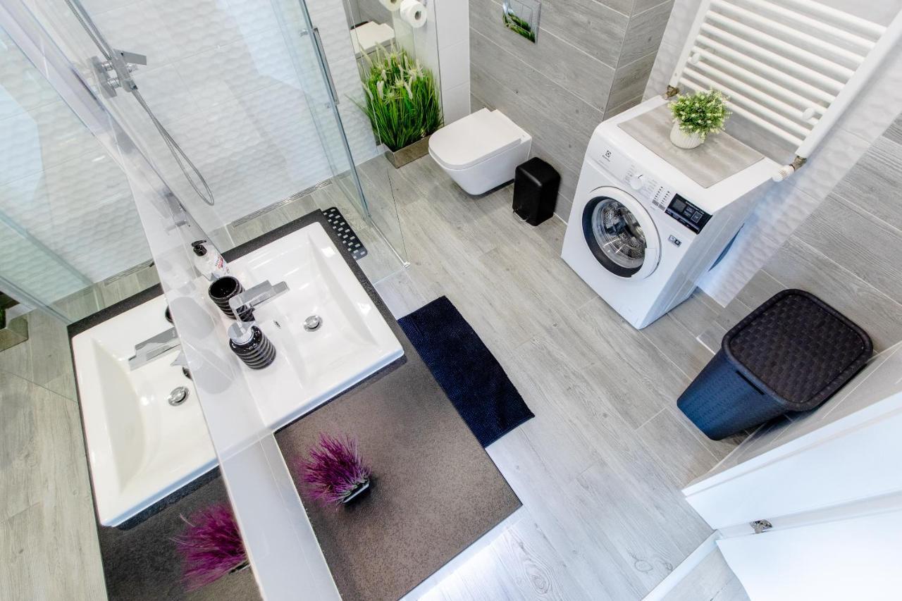 Apartament Linia Komfortu Gardenia Dziwnow Z Widokiem Na Morze Epapartamenty Exterior foto
